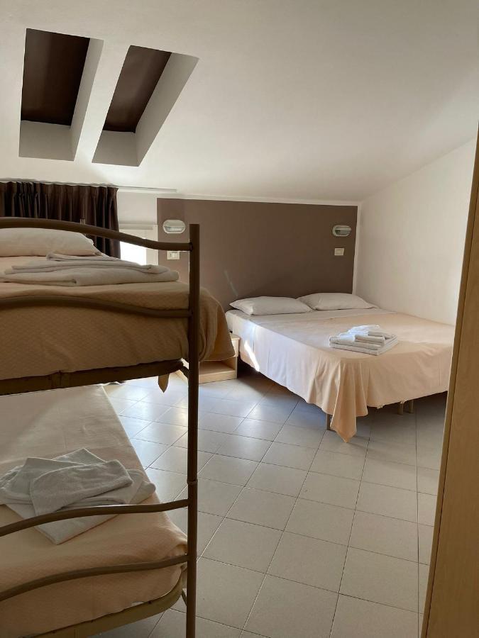 רימיני Hotel Ideal מראה חיצוני תמונה