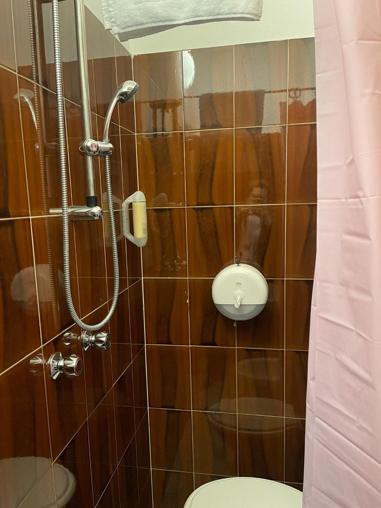 רימיני Hotel Ideal מראה חיצוני תמונה