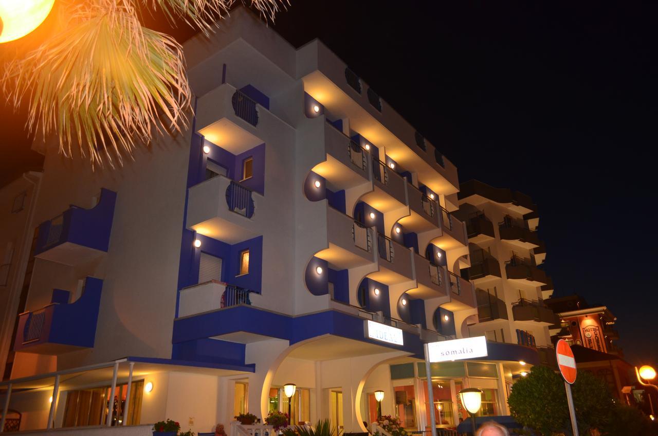 רימיני Hotel Ideal מראה חיצוני תמונה